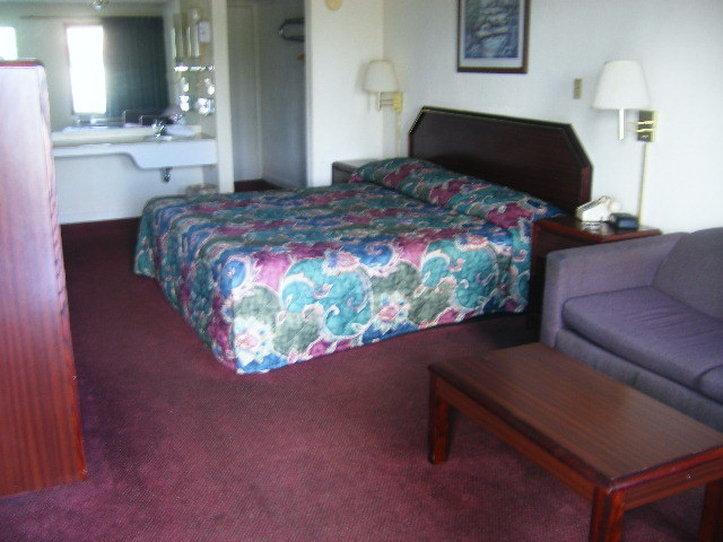 Travelers Inn Elizabethton מראה חיצוני תמונה