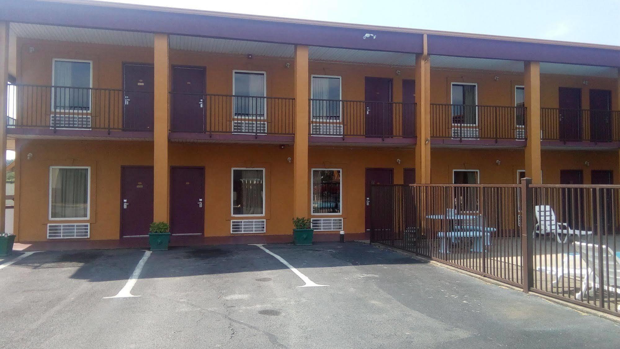 Travelers Inn Elizabethton מראה חיצוני תמונה